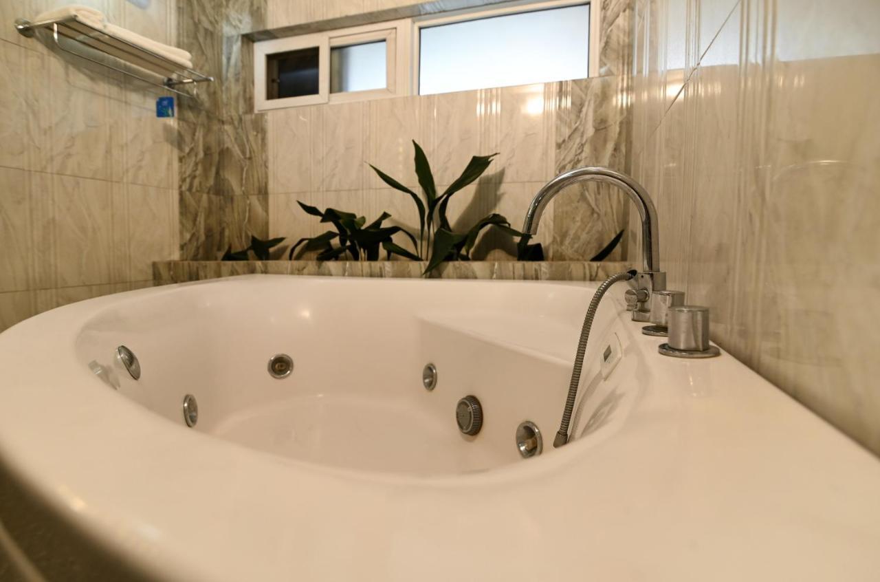 Hotel M Square Pvt.Ltd Κατμαντού Εξωτερικό φωτογραφία